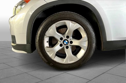 Used 2015 BMW X1 sDrive28i image 10