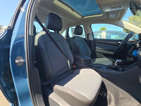 New 2025 Volkswagen Jetta SEL image 12