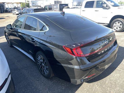 Used 2020 Hyundai Sonata Limited image 8