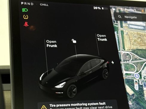 Used 2021 Tesla Model 3 Standard Range Plus image 25