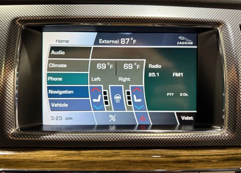 Used 2011 Jaguar XF R image 16