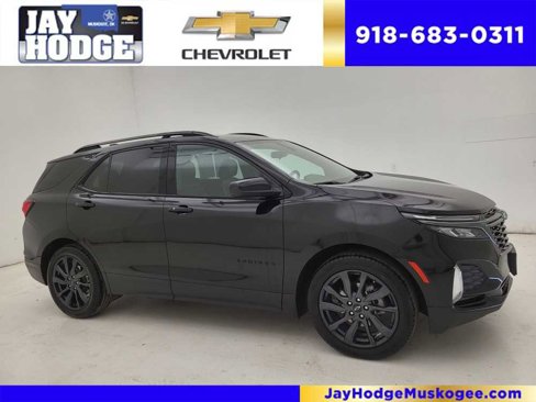 Used 2022 Chevrolet Equinox RS image 1