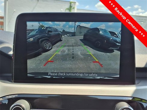 Used 2022 Ford Escape SE image 19