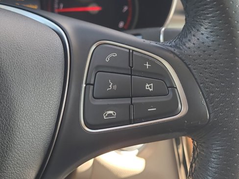 Used 2018 Mercedes-Benz GLC 300 image 25
