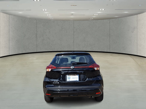 Used 2024 Nissan Kicks S image 6