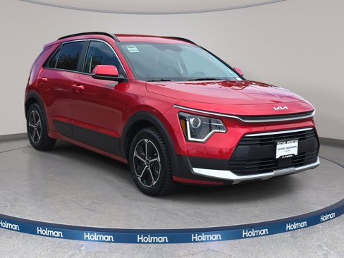 Used 2023 Kia Niro EX image 4