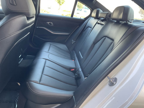 Used 2025 BMW 330i Sedan image 8