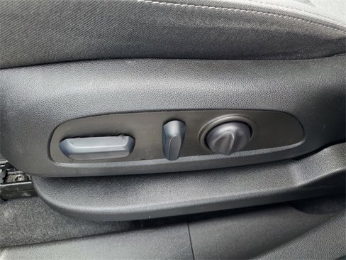 Used 2022 Chevrolet Equinox LT image 19