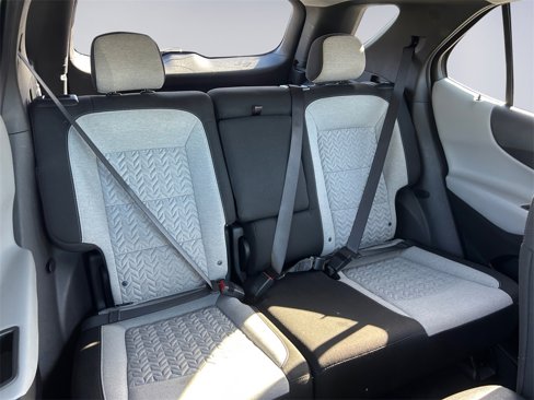 Used 2023 Chevrolet Equinox LT image 18