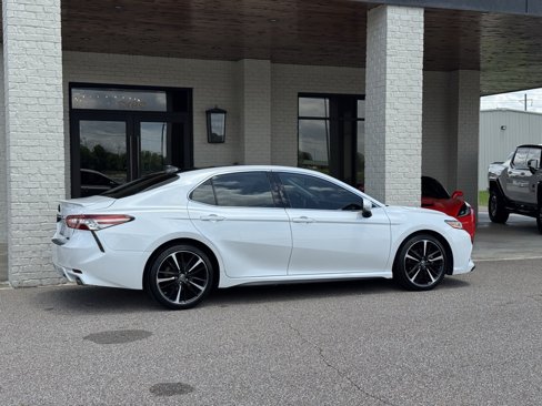 Used 2019 Toyota Camry XSE image 14