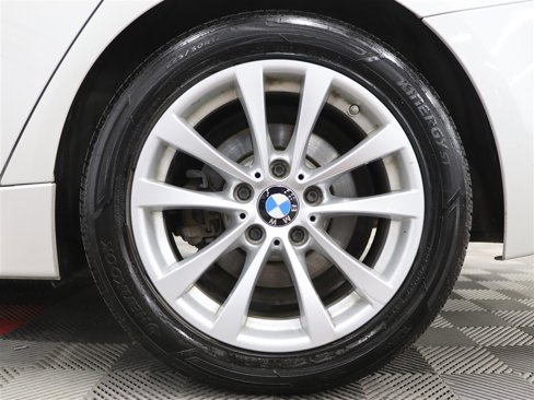 Used 2018 BMW 320i xDrive Sedan w/ Convenience Package image 33