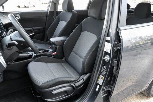 Used 2022 Kia Soul LX w/ Technology Package image 4