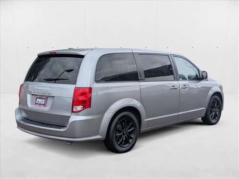Used 2020 Dodge Grand Caravan GT image 5