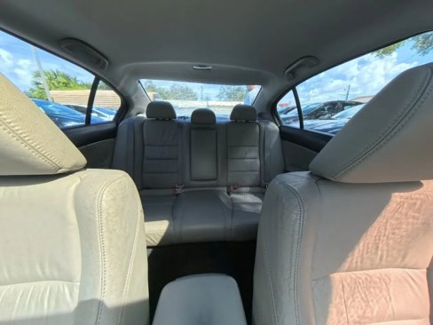 Used 2011 Honda Accord EX-L image 26