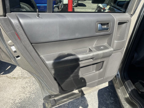 Used 2014 Ford Flex SE image 17