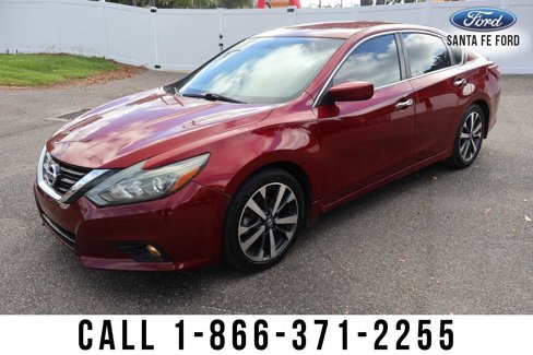 Used 2017 Nissan Altima 2.5 SR image 2