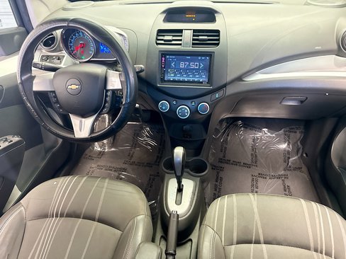 Used 2014 Chevrolet Spark LT image 11