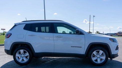 Used 2022 Jeep Compass Latitude w/ Convenience Group image 5