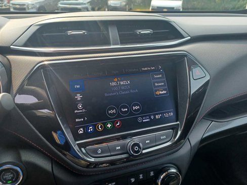 Used 2023 Chevrolet TrailBlazer RS w/ Technology Package image 10
