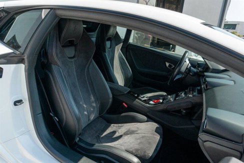 Used 2016 Lamborghini Huracan LP 610-4 image 42