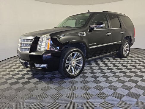 Used 2013 Cadillac Escalade Platinum image 1