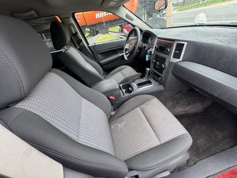 Used 2008 Jeep Grand Cherokee Laredo w/ Driver Convenience Group image 16