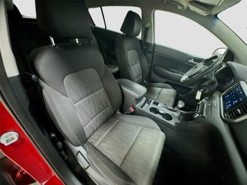 Used 2020 Kia Sportage LX image 25
