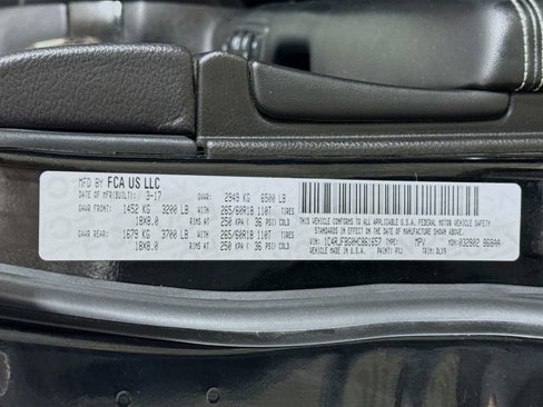 Used 2017 Jeep Grand Cherokee Limited w/ Luxury Group II image 33