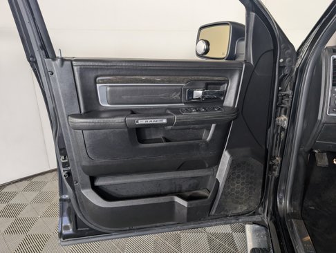 Used 2015 RAM 1500 Limited image 11