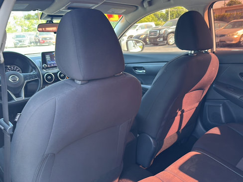Used 2022 Nissan Sentra SV image 17