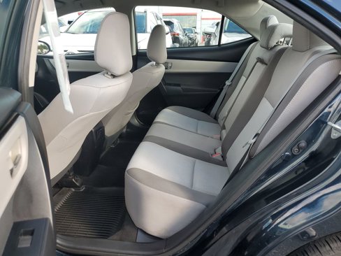 Used 2017 Toyota Corolla LE image 25