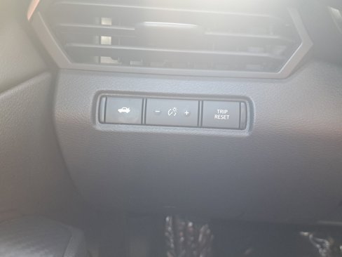 Certified 2020 Nissan Altima 2.5 SR w/ Premium Package image 30