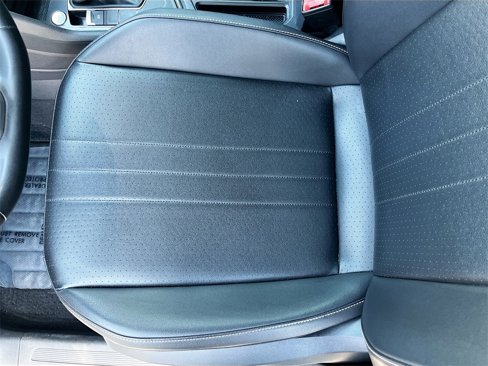 Used 2022 Volkswagen Tiguan SE image 17