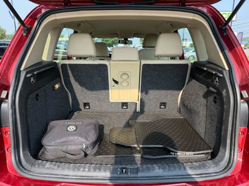 Used 2016 Volkswagen Tiguan S image 14