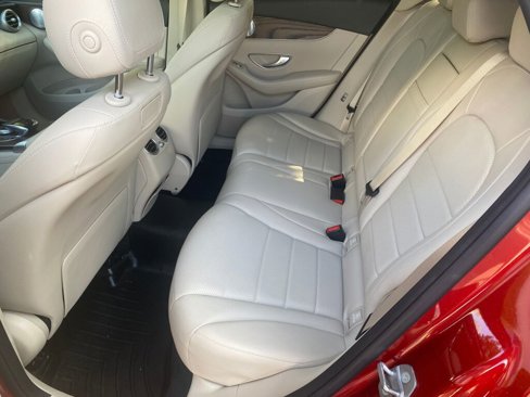 Used 2018 Mercedes-Benz GLC 300 4MATIC image 17