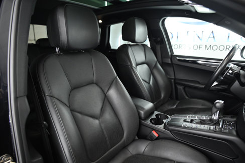 Used 2016 Porsche Macan S image 20