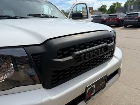 Used 2005 Toyota Tacoma 4x4 Access Cab w/ SR5 Pkg #3 image 29