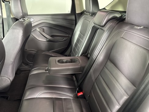 Used 2018 Ford Escape Titanium image 32