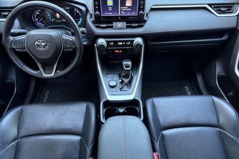 Used 2021 Toyota RAV4 XSE image 17
