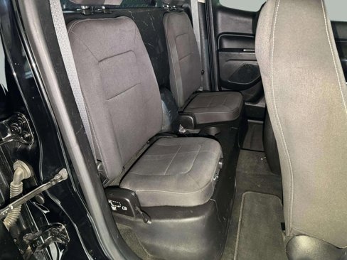 Used 2017 Chevrolet Colorado LT image 24