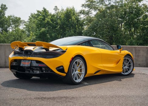 New 2025 McLaren 750S image 7