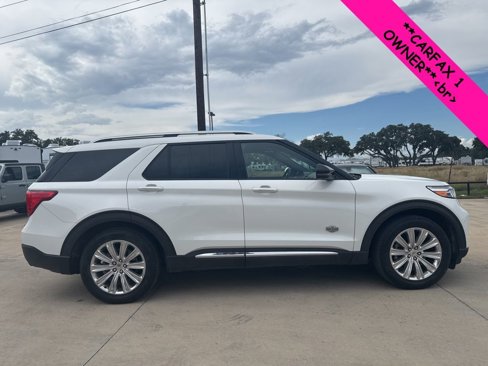 Used 2022 Ford Explorer King Ranch image 2