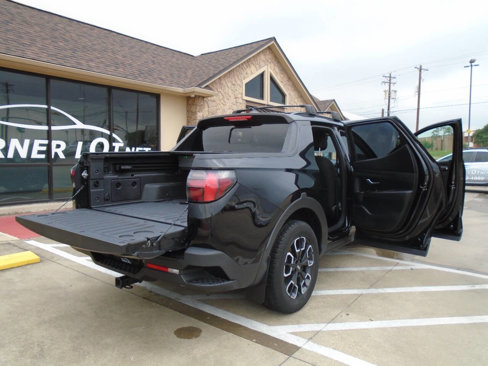 Used 2022 Hyundai Santa Cruz SEL Premium image 22