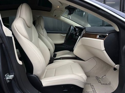 Used 2018 Tesla Model S 100D image 37