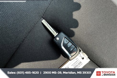 Used 2023 Toyota Corolla LE image 9