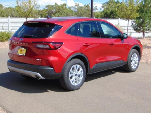 Certified 2025 Ford Escape Active w/ Tech Pack #1 image 4