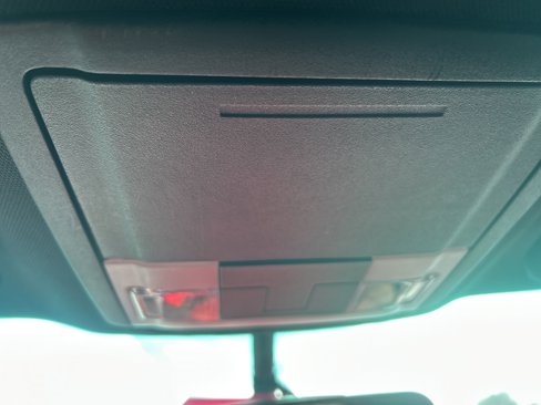 Used 2019 Ford Explorer XLT w/ Equipment Group 202A image 31