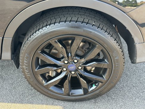 Used 2017 Ford Escape Titanium image 22