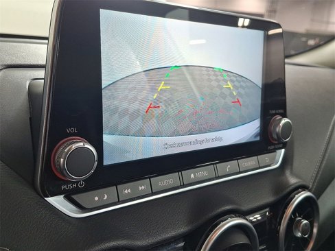 Used 2021 Nissan Sentra SV image 4