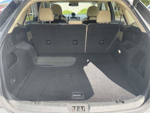 Used 2019 Ford Edge SEL w/ Equipment Group 201A image 11